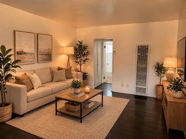 6128 De Longpre Ave APT 6, Los Angeles, CA 90028
