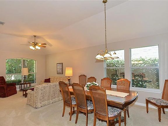 5th image of 2116 Wheaton Trl
