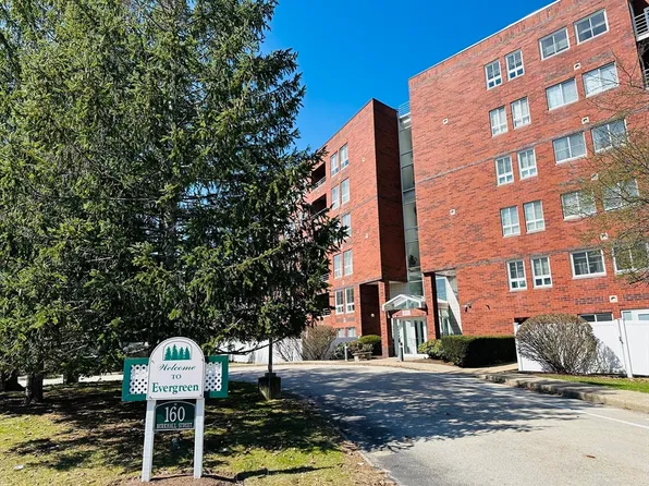160 Burkhall St Unit 108, Weymouth, MA 02190