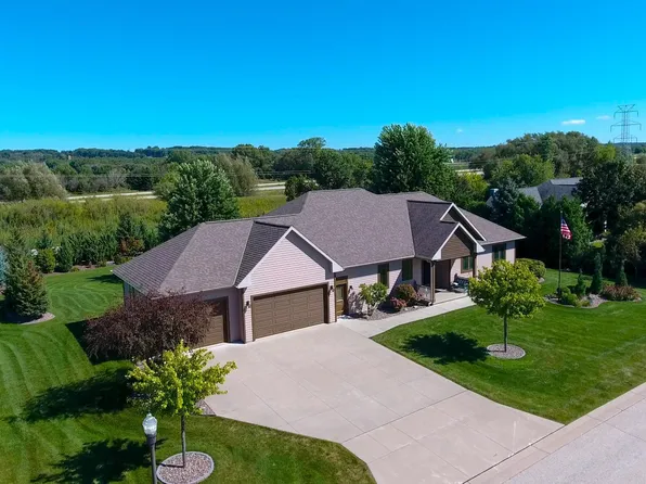 1180 Spring Lake Dr, Fond Du Lac, WI 54935