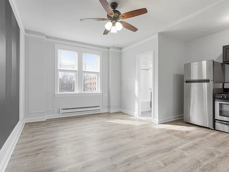 The Kenmore on Edgewater — Photo 5
