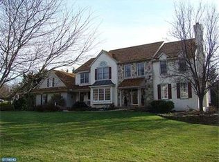 690 Highpoint Dr, West Chester, PA 19382