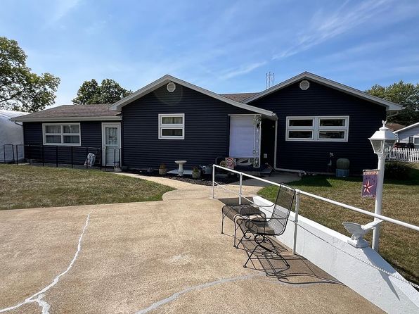 11241 N Lower Lakeshore Dr