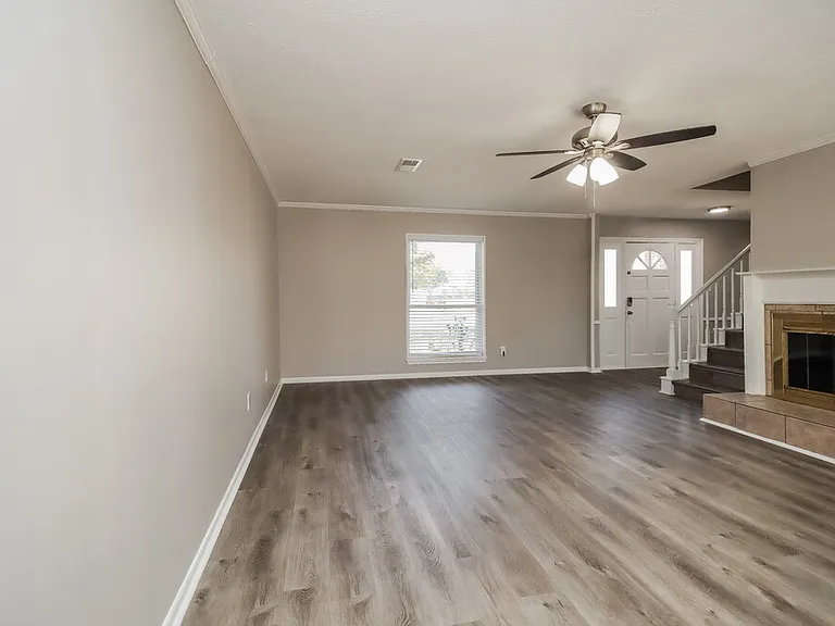 17930 Cypress Spring Dr — Photo 5