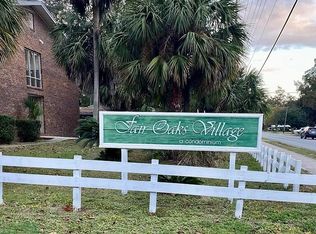 607 Colonial Dr, Fort Walton Beach, FL 32547
