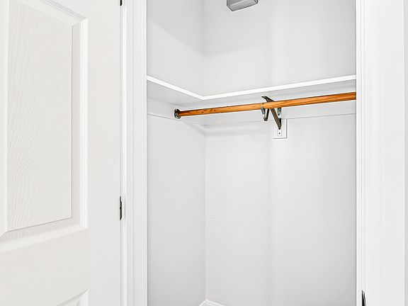 5th image of 319 Hermosa Ave APT 14