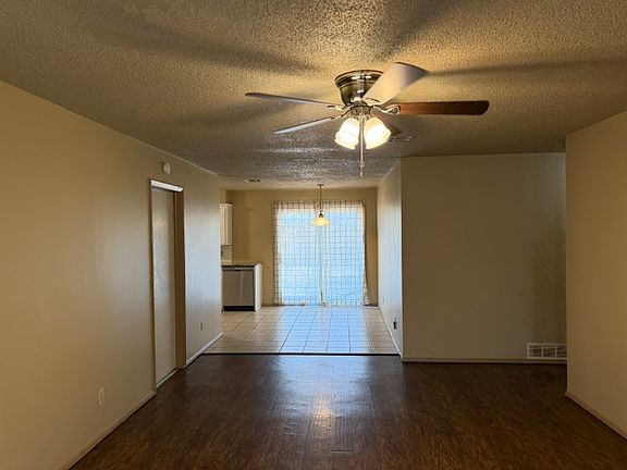 3rd image of 8313 NW 37th St