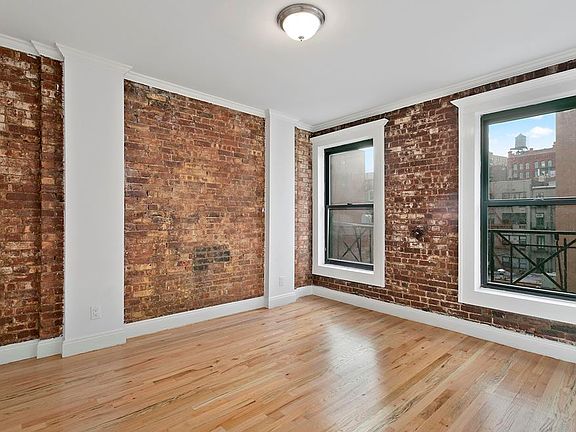 2nd image of 266 Elizabeth St APT 3