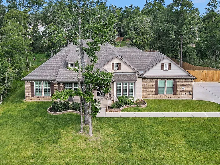 18207 Samie Nell Ct — Photo 44