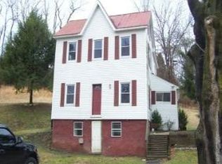 34 Railroad Ave, Sykesville, MD 21784