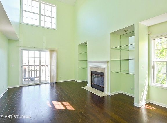 2nd image of 274 W Fairview Cir