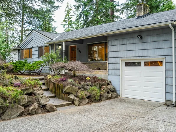 17104 Dayton Avenue N, Shoreline, WA 98133