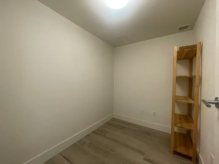 10780 No 5 Rd #1 — Photo 10