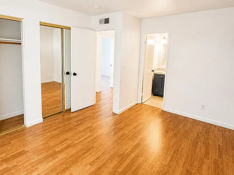3911 Annadale Ln #8 — Photo 13