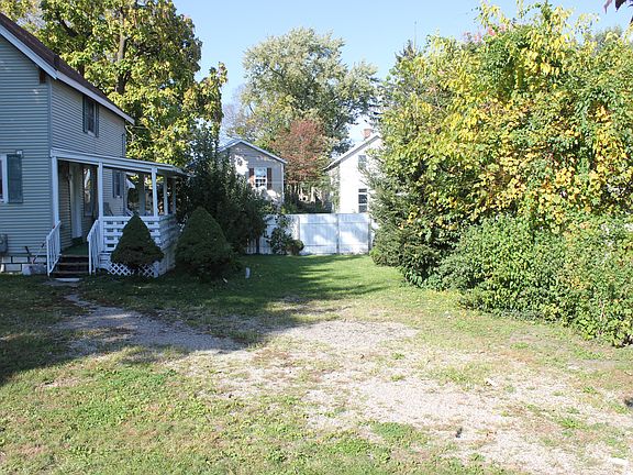 4th image of 418 Breens Ct SW