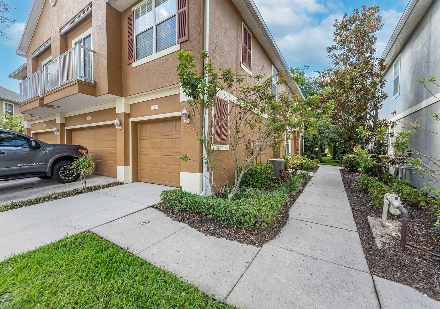 6750 Eagle Feather Dr — Photo 2