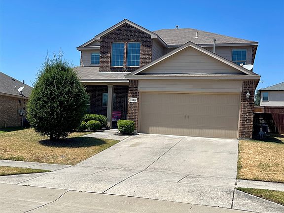 2nd image of 406 Paddock Ln