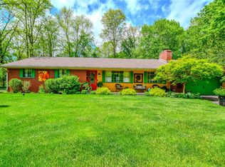 2953 Persimmon Dr, Dayton, OH 45434