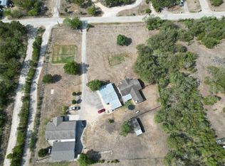 622 Longhollow Rd, Dale, TX 78616