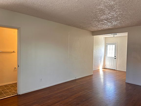 4th image of 4569 34th St #4569