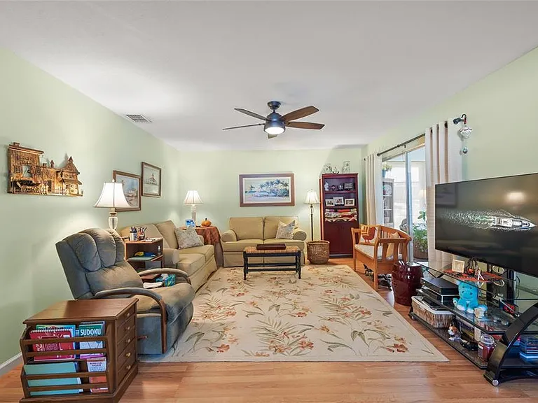 1325 Glen Oaks Dr E #133 — Photo 5