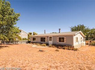 6838 Hollister Rd, Phelan, CA 92371