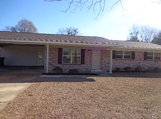 206 Meadowlark Ln, Enterprise, AL 36330