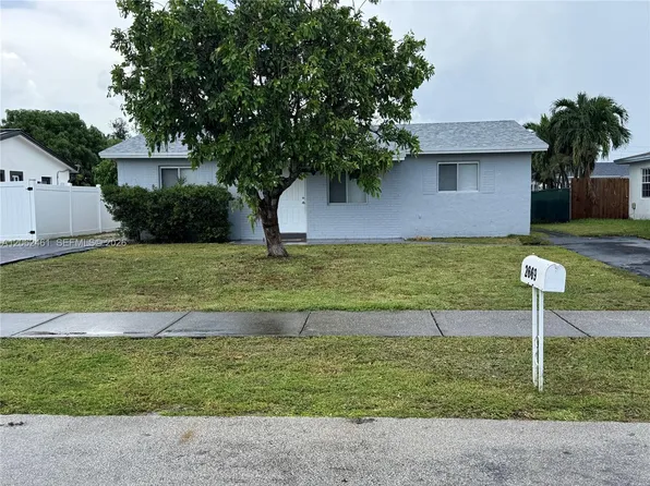 2669 NW 24th Ct, Fort Lauderdale, FL 33311