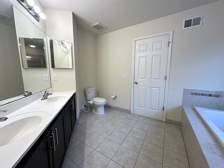 801 Juniper Ct — Photo 14