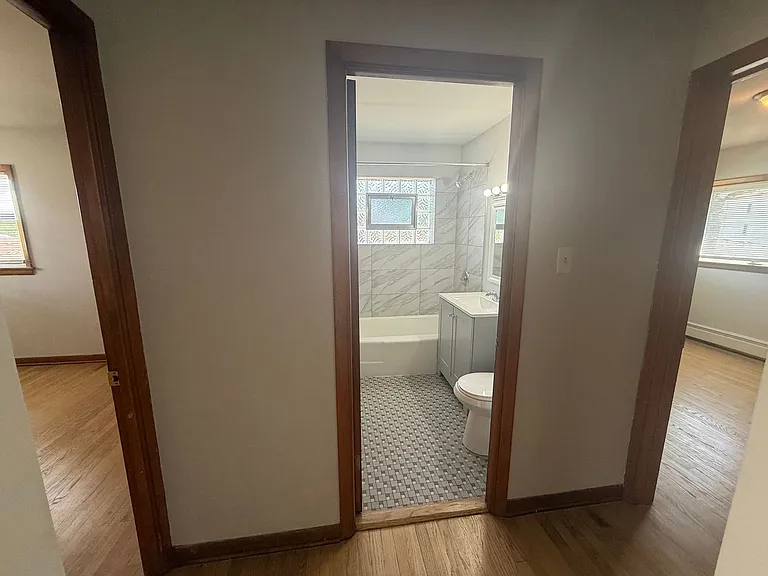 7138 Riverside Drive — Photo 11
