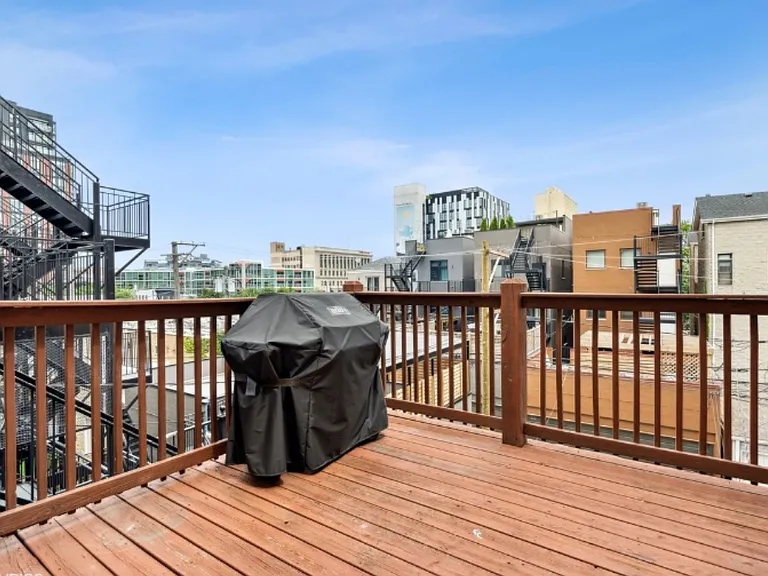 1103 N Paulina St #3 — Photo 12