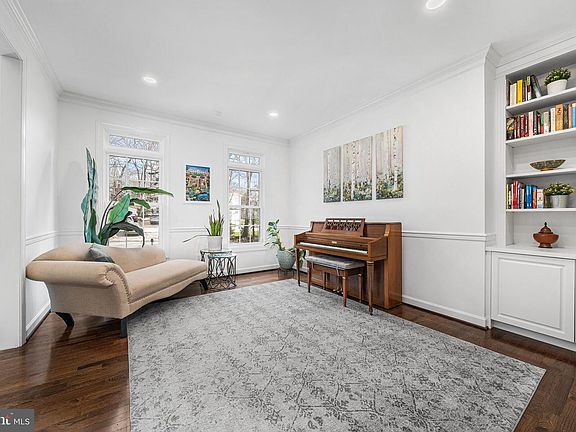 5th image of 1232 Shenandoah Rd