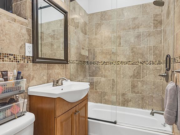 5th image of 304 Columbus Ave APT 2C