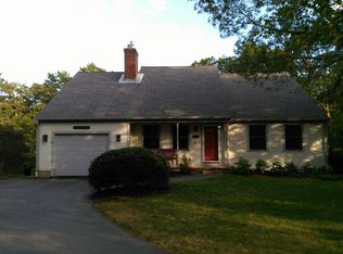 27 Tuckoosa Rd, South Dennis, MA 02660