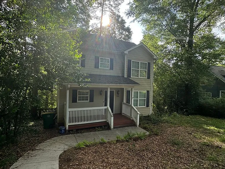 250 Hodgson Dr — Photo 2