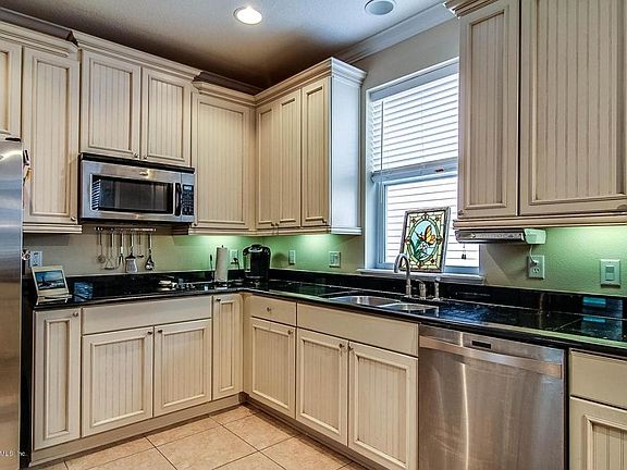 3rd image of 2152 White Sands Way #501