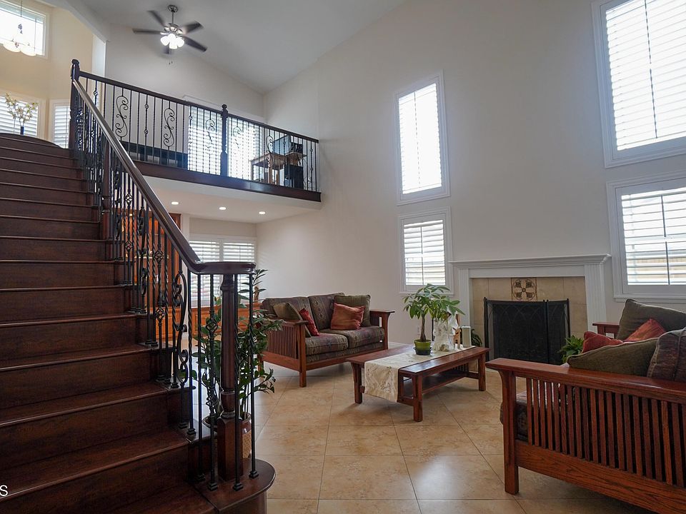 1st image of 1913 N Cloud Crest Cir
