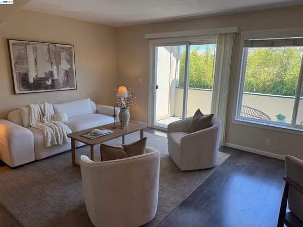 27787 Vasona Ct APT 13, Hayward, CA 94544