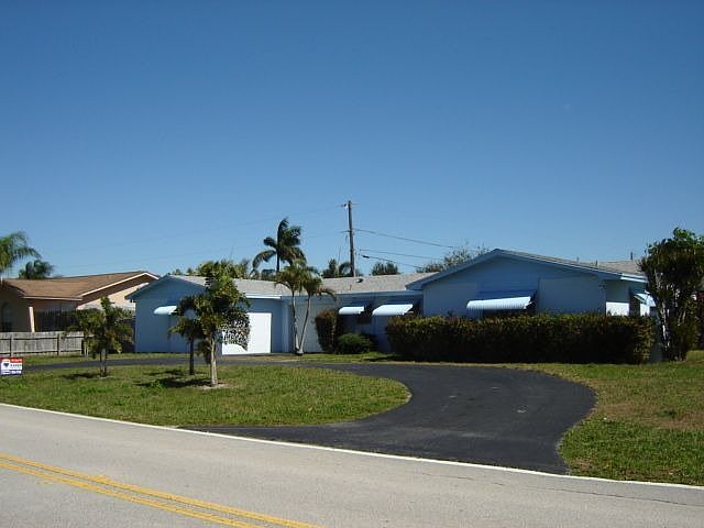2nd image of 273 Akron Rd