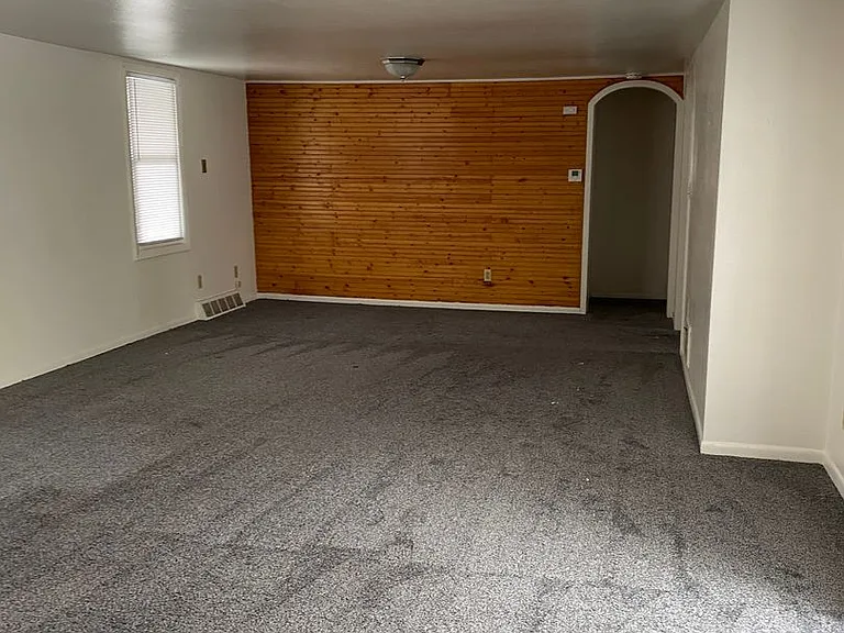 1804 Cranston Rd — Photo 10