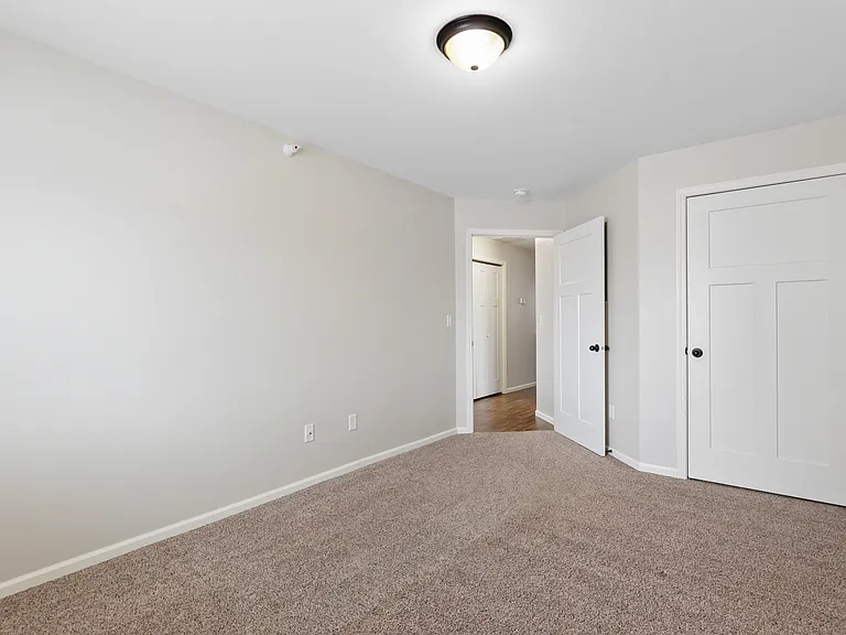 1260 E Minnesota St #106 — Photo 14