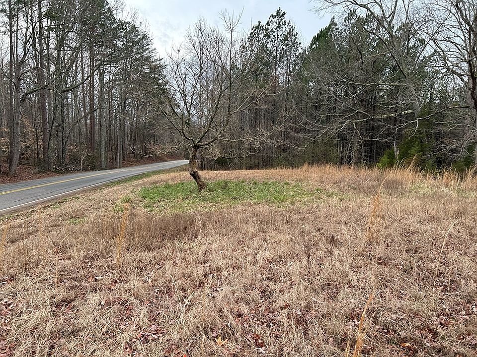 2nd image of 847 Bear Creek Rd