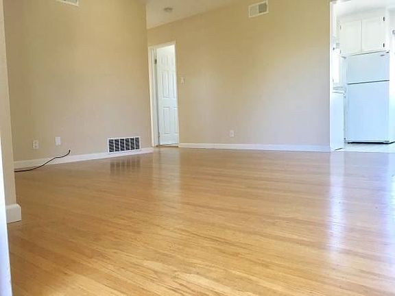 2nd image of 4333 Beresford St APT 7