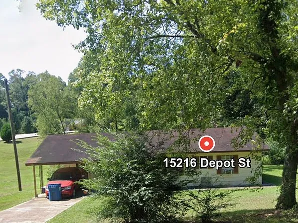 15216 Depot St, Coffeeville, MS 38922