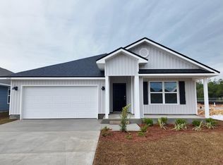 6428 Firefly Dr, Milton, FL 32583