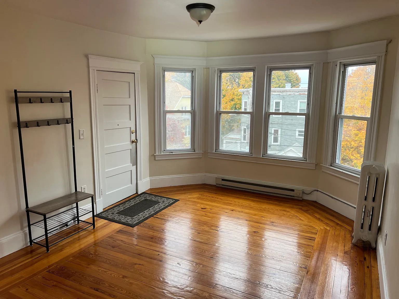 2 bed, 1250 sqft, $1,550 — Photo 2