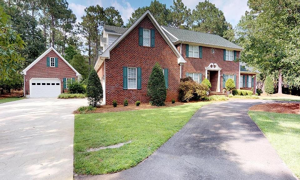 1st image of 117 Leafwood Dr