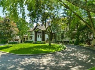 34 Dellwood Ave, Saint Paul, MN 55110