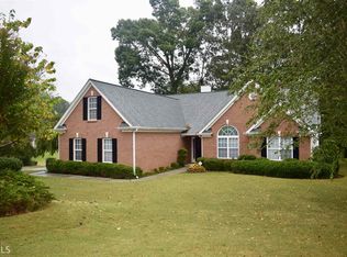 2815 Jay Oak Dr, Dacula, GA 30019