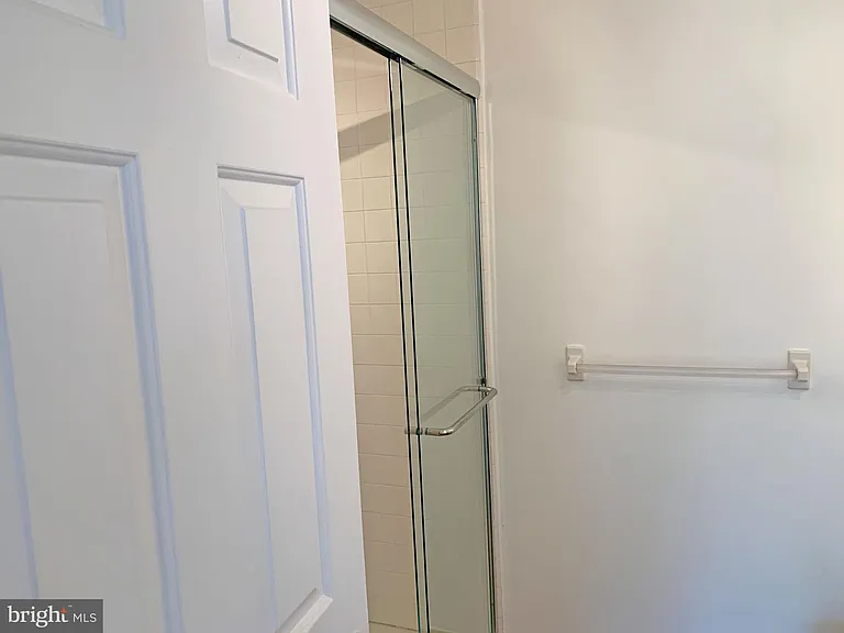 414 Old Lancaster Rd #405 — Photo 56
